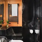 Apartment Studio 12 By Hidden Garden