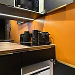 Studio 12 By Hidden Garden Apartment