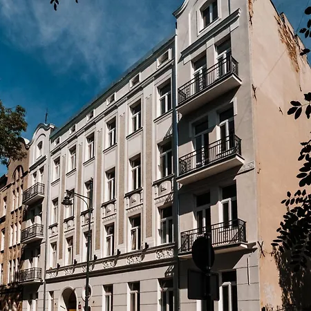 Studio 12 By Hidden Garden