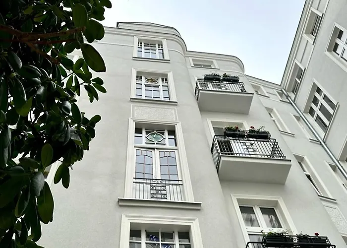 Studio 12 By Hidden Garden Apartment Lodz